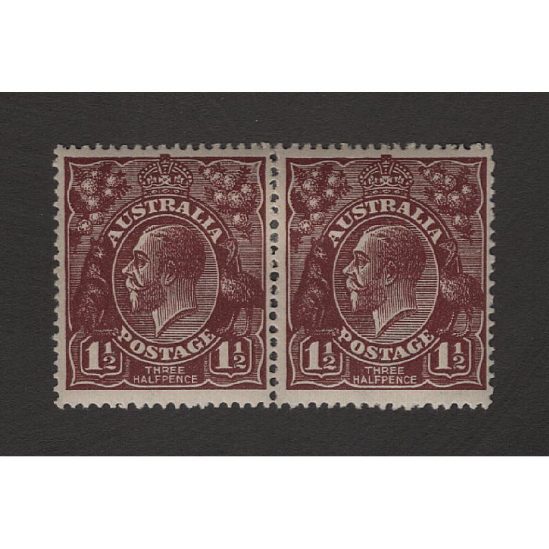 (BB15155) AUSTRALIA · 1919: mint pair of 1½d red-brown KGV defins (S Wmk) with INVERTED WATERMARK BW 85Aa · clean hinge remnant · total c.v. AU$350 (2 images)