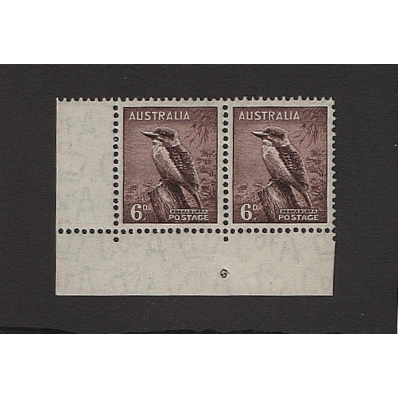 (DA1502) AUSTRALIA · 1937: MNH pair of 6d brown Kooka defin (CofA wmk · perf.13½x14) with "perf pip" but no imprint BW 202zd · c.v. for block of 4 = AU$400 (2 images)
