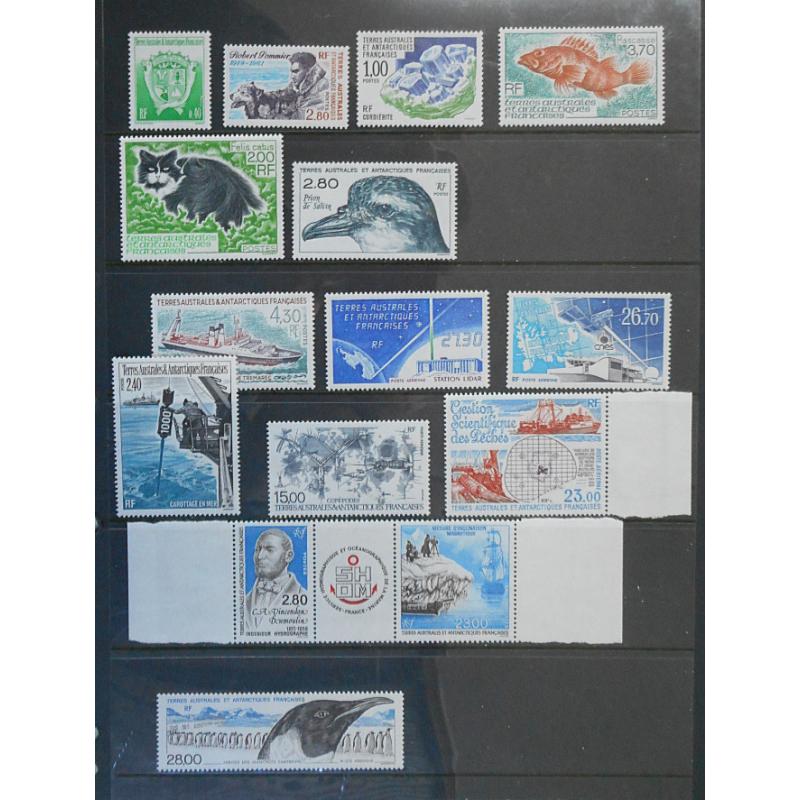 (RW1013) FRANCE · T.A.A.F.  1994: complete issues in "post office fresh" condition SG321/334 · includes se-tenant pair · vendor states total c.v. to be £100+ (15 stamps)