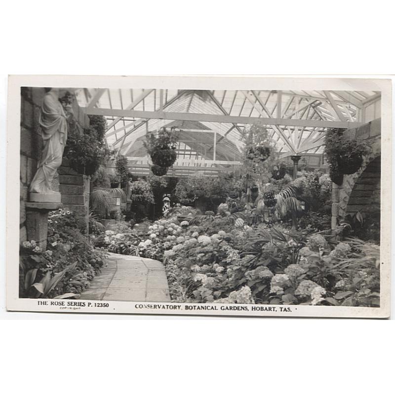 (FG1107) TASMANIA · 1940s/50s: unused real photo card by Rose (P.12350) w/view of the CONSERVATORY, BOTANICAL GARDENS, HOBART in VF condition