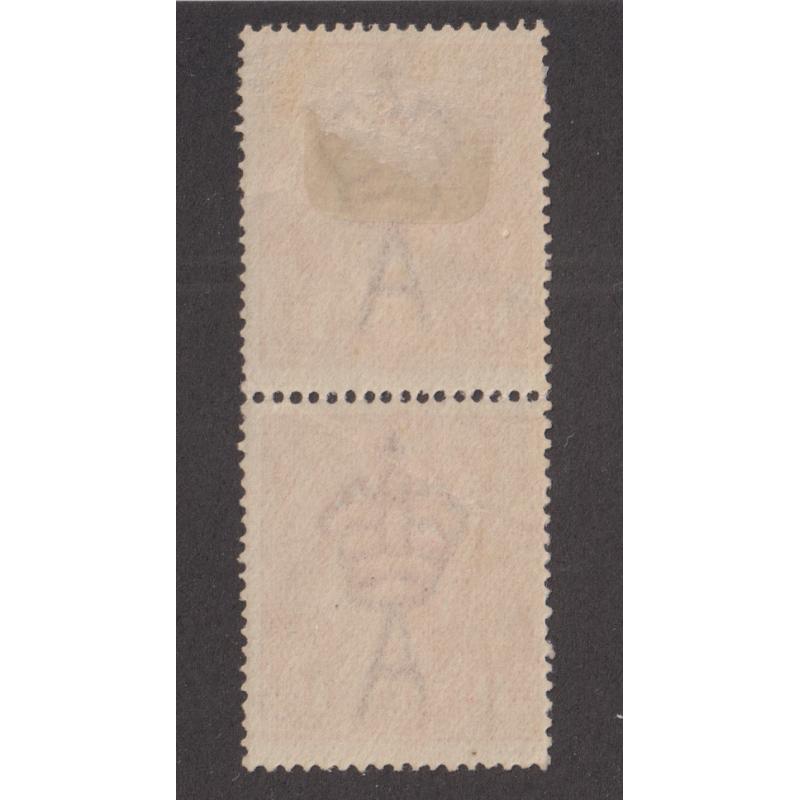 (MN1062) AUSTRALIA · 1924: mint vertical pair of Die I 1½ red KGV (S Wmk) showing varieties HALEPENCE at top and THIN RAL at bottom · some imperfections so please see full description · total c.v. AU$100 (2 images)