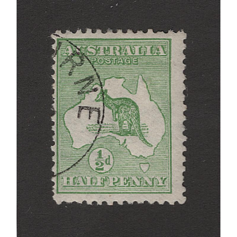 (PB1525) AUSTRALIA · 1913: ½d green Roo c.t.o. at Melbourne BW 1Aw · gum has clean hinge remnant · two short perfs at LL cnr but still quite collectable