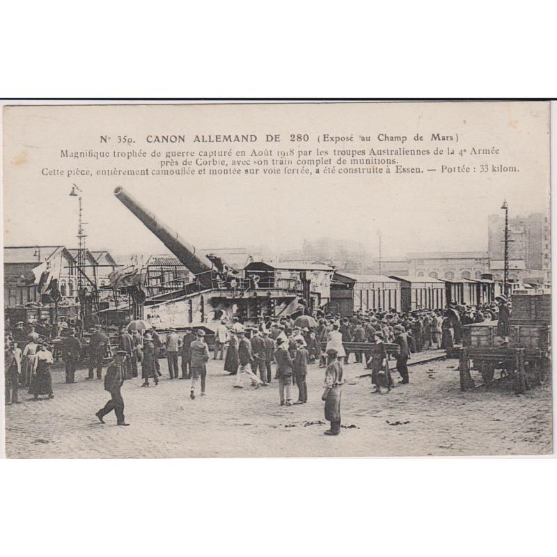 (PG1014) FRANCE · 1918: unused postcard with a crown gathered around a huge GERMAN CANON captured by Australian troops near Corbie in the Somme region · fine condition · 2 images · $5 STARTER!!