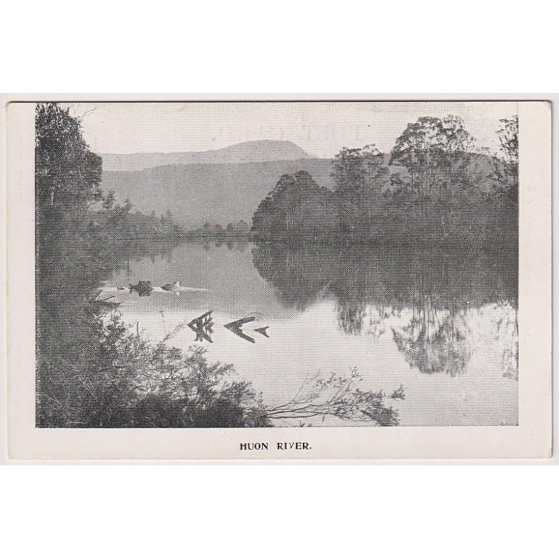 (QQ1496) TASMANIA · c.1910: unused McVilly & Little Series card w/view of the HUON RIVER  in F to VF condition