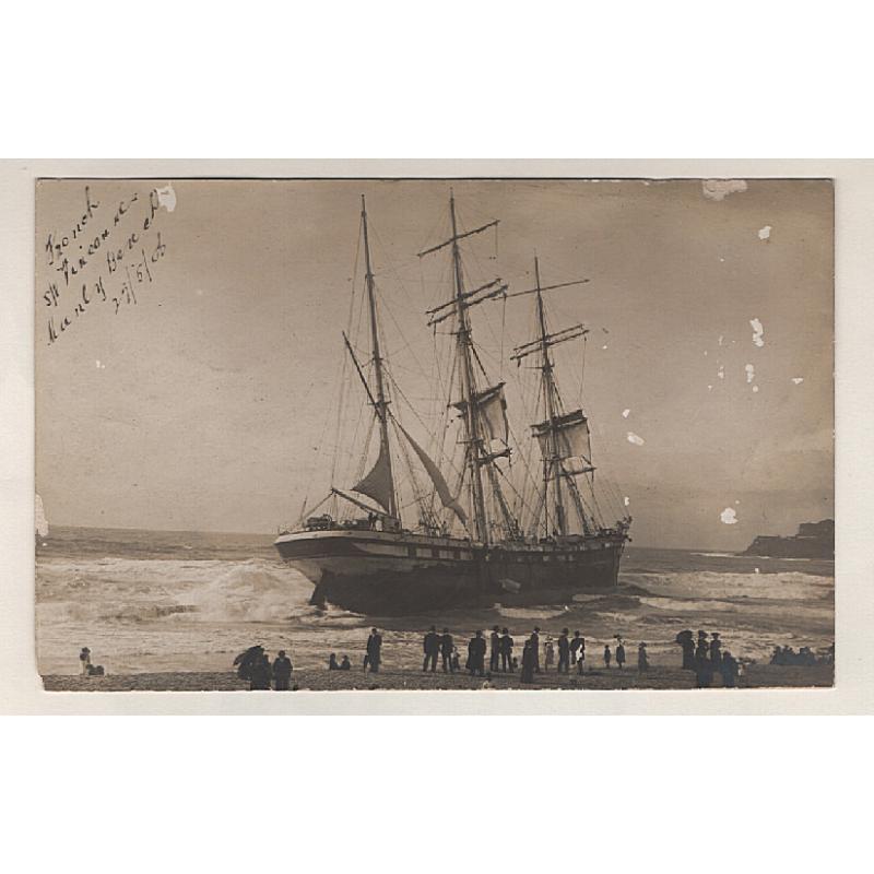(SS15114) NEW SOUTH WALES · 1906: real photo card with a view of French barque "VINCENNES" aground on Manly Beach on May 27th · some emulsion faults but quite displayable