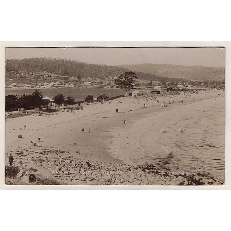 (WW15046) TASMANIA · 1915: a real photo card with a view of BELLERIVE BEACH · photographer not identified · postally used with 1d red KGV defin franking · fine condition