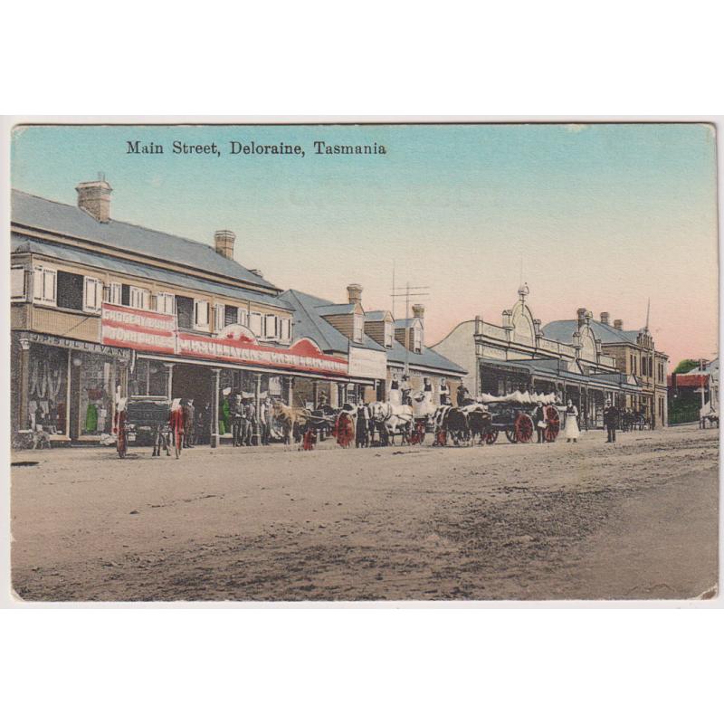 (WW1522) TASMANIA  · c.1910: printed colour card by an unidentified publisher with a view of the MAIN STREET DELORAINE · some minor corner wear and some ink stains on the back but still quite displayable